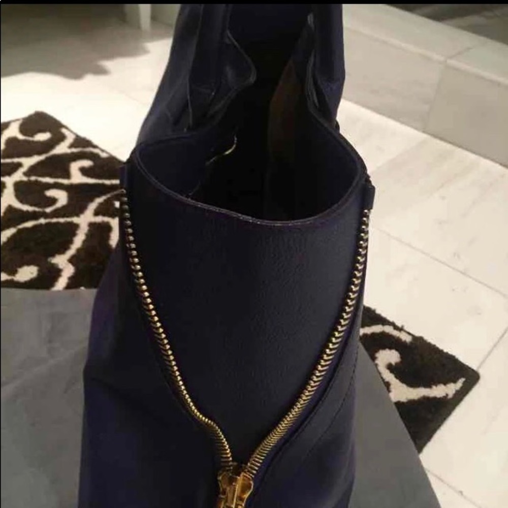 Tom Ford - Picture 3 of 4